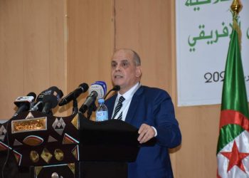 وزير الصناعةيدعوا الفاعلين في الصناعات الغذائية الى توحيد الجهود استعدادا لمجابهة الأسواق الخارجية