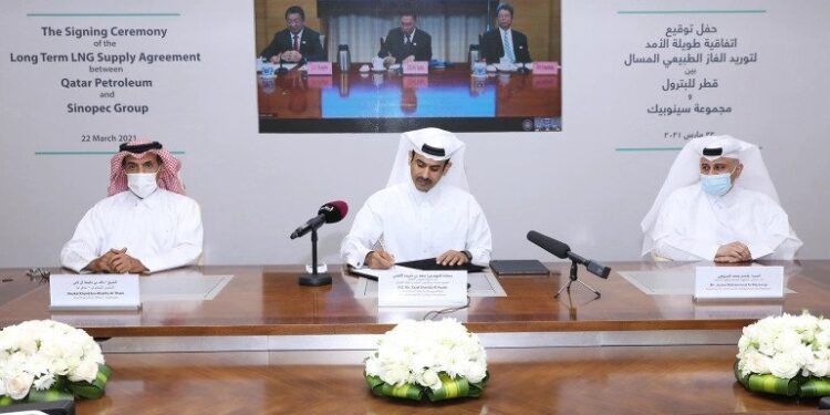 قطر للبترول: اتفاقية طويلة الأمد لتزويد الصين بمليوني طن سنويا من الغاز المسال