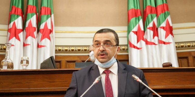 عرقاب يكشف عن مفاوضات مع شركات أجنبية لإطلاق مشاريع ضخمة في مجال البتروكيماويات