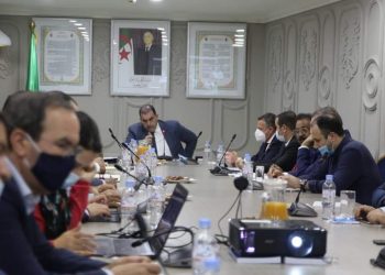 مجلس إدارة الكنفيدرالية الموسع لرؤساء المكاتب الولائية يرسم مخطط عمل المنظمة .