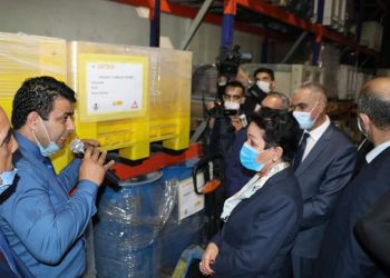 بوجمعة: فتح الأغلفة الخاصة بمناقصة نزع الأميانت بمصانع الإسمنت في 25 أفريل الجاري