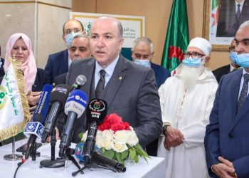 وزير المالية يطلق خدمات الصيرفة الإسلامية بوكالة “بدر