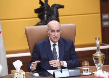 رئيس الجمهورية يؤكد حرصه على الحفاظ على مناصب الشغل بالرغم من إكراهات الحالة الوبائية