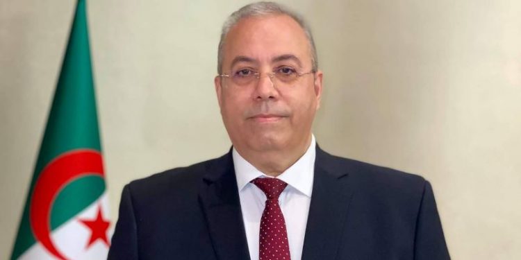 وزير الصناعة: تعميم عقود النجاعة  وإلزامية النتائج على مستوى المؤسسات الصناعية العمومية
