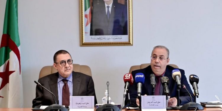 إشراك وسطاء الجمهورية لإعادة بعث المشاريع المعطلة
