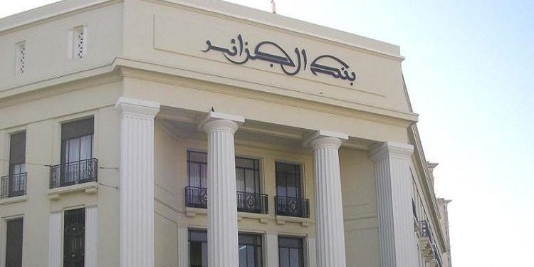 بنك الجزائر: الترخيص للبنوك بفتح حسابات نقدية بالعملة الصعبة