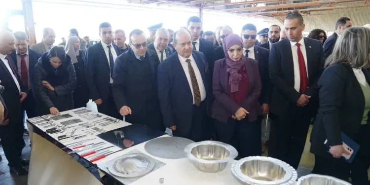 وزير الصناعة يشدد على تنويع المنتجات وتعزيز الابتكار خلال زيارته لوحدة BCR ببومرداس