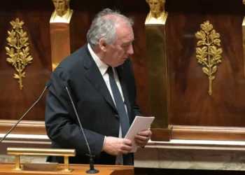 فرنسا: الجمعية الوطنية تصوت على حجب الثقة عن حكومة فرانسوا بايرو