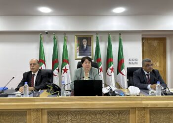 اجتماع عمل لمتابعة مشروع استغلال منجم الزنك و الرصاص تالة حمزة-واد اميزور ببجاية