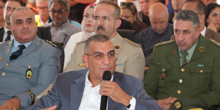 السيد جلاوي يؤكد على أهمية التنسيق بين شركات الانجاز لاستكمال إنجاز الخط المنجمي الشرقي