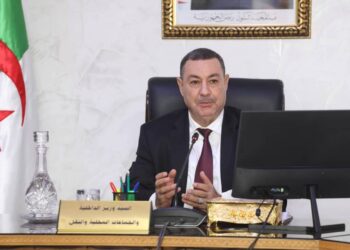 نقل جوي: السيد سعيود يؤكد على تسريع وتيرة عصرنة وتطوير خدمات مطار الجزائر الدولي