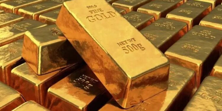 الذهب يواصل ارتفاعه القياسي متأثرا بضعف الدولار