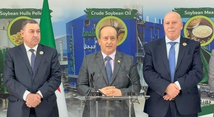 الوزير الأول يؤكد من جيجل : مهمتنا هي خدمة المواطن في الميدان