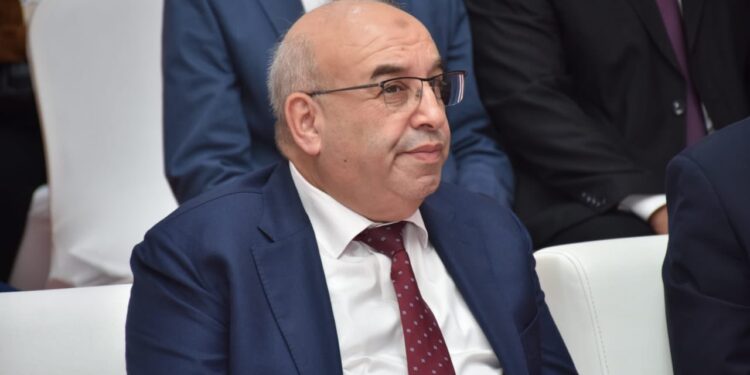 “إياتياف 2025” بالجزائر:  عقود متوقعة بقيمة 400 مليون دولار في قطاع الصناعة الصيدلانية