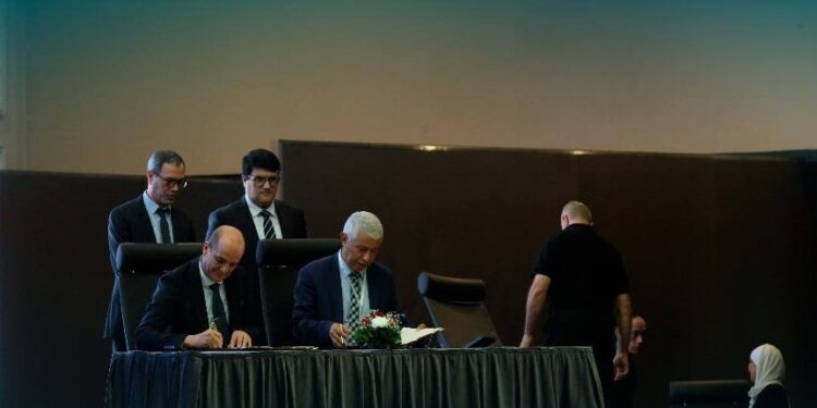 المخبر الوطني للسكن والبناء: نحو إطلاق شبكة حاضنات بالجامعات لتعزيز الابتكار