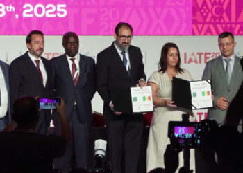 “إياتياف 2025” بالجزائر:  توقيع عقود تتجاوز 300 مليون دولار بين مؤسسات جزائرية و نظيراتها الإفريقية