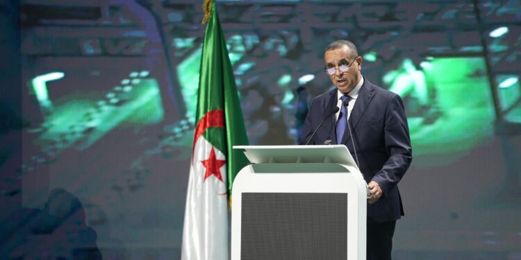 ناباك 2025: السيد عجال يؤكد على العمل المشترك لإطلاق مشاريع هيكلية بهدف دعم إنشاء أسواق إقليمية للطاقة